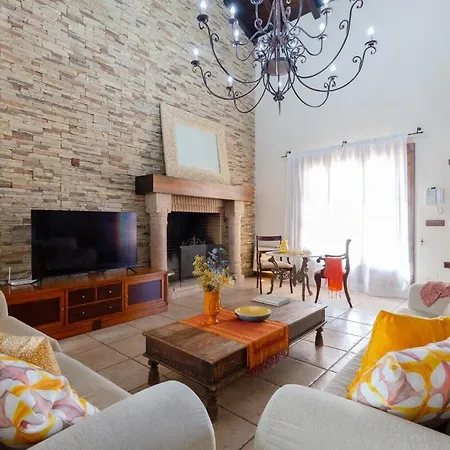 Villa Summer Dream By Fidalsa Catral